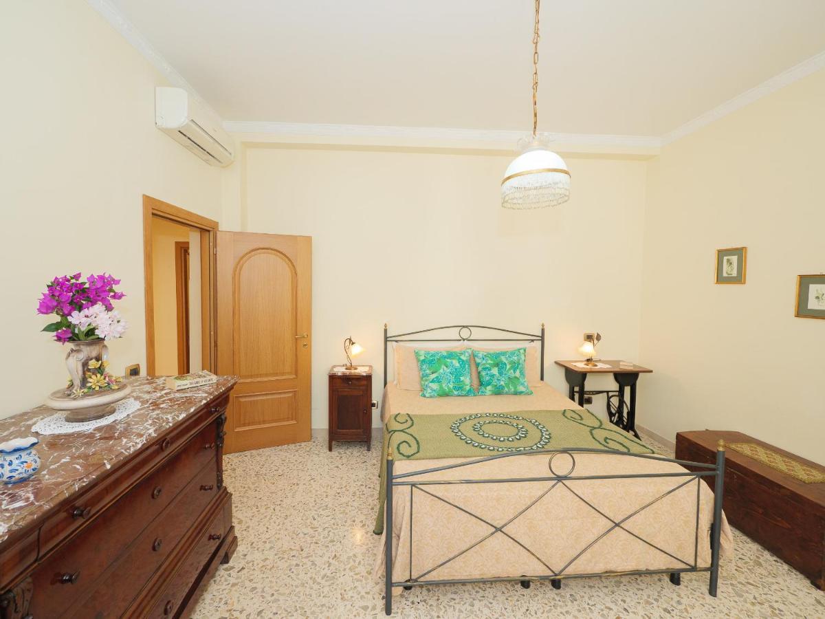 Aranci Apt 67 - Sorrento Centre And Vesuvius View מראה חיצוני תמונה